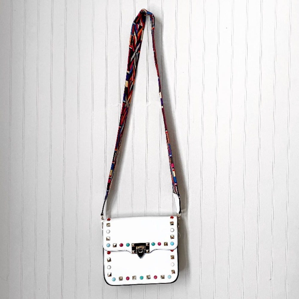White studded crossbody shoulder leather bag - Picture 3 of 5